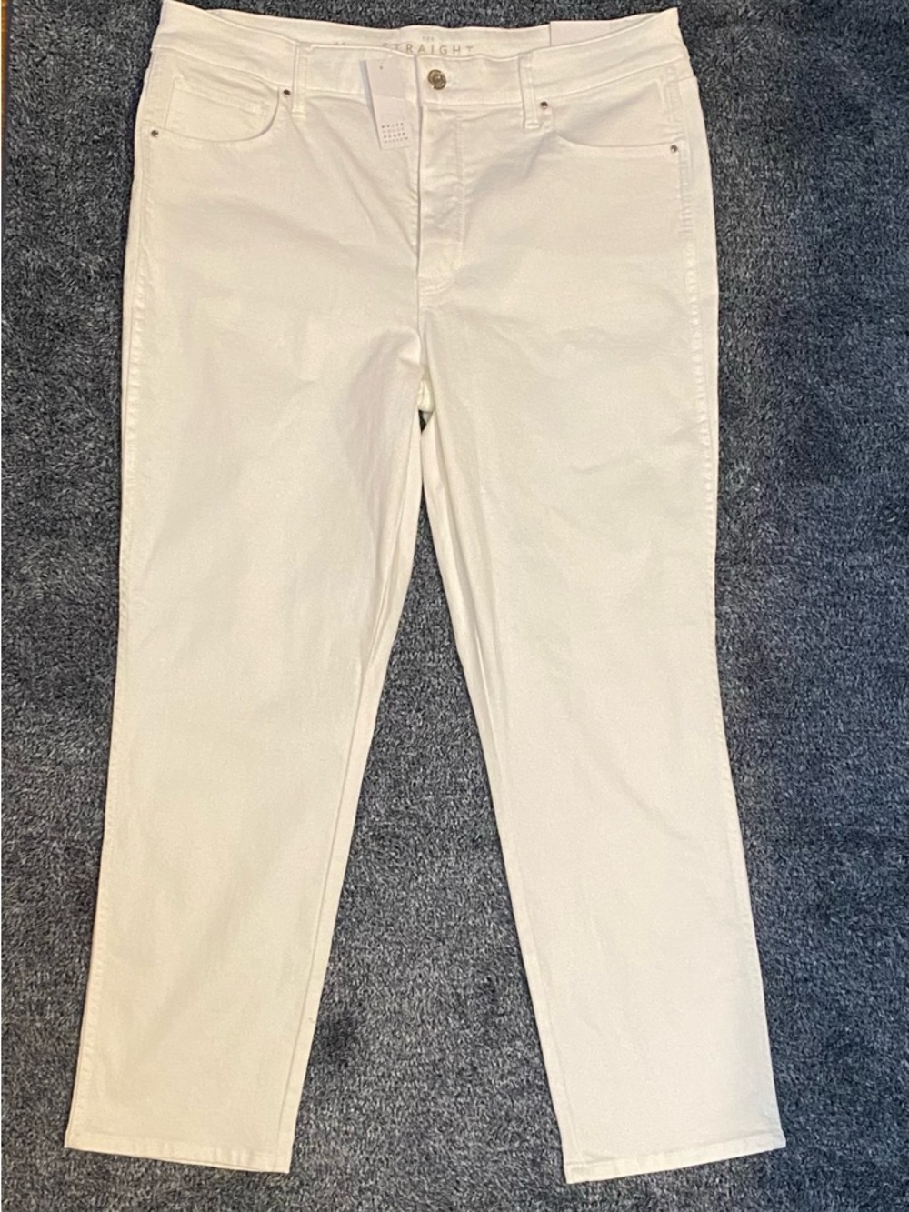 White House Black Market Women's White Straight-Leg Jeans